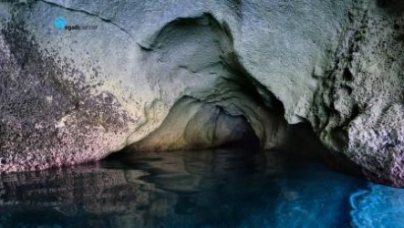 Grotta Delle Anguille