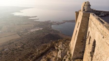 Sentiero 1: Paese - Castello S. Caterina
