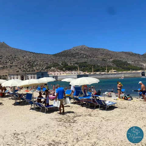 Magneva Beach Bar