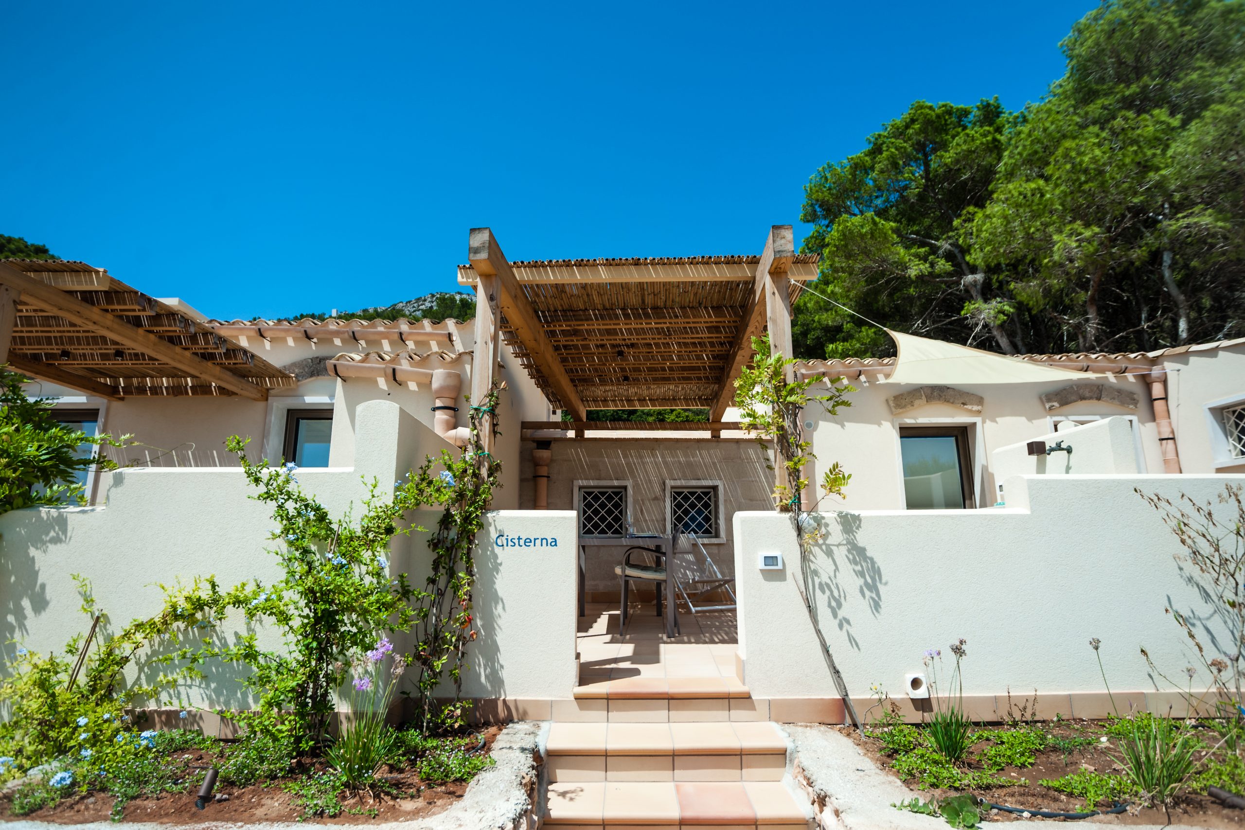 Dolcevita Egadi Eco Resort by KlabHouse