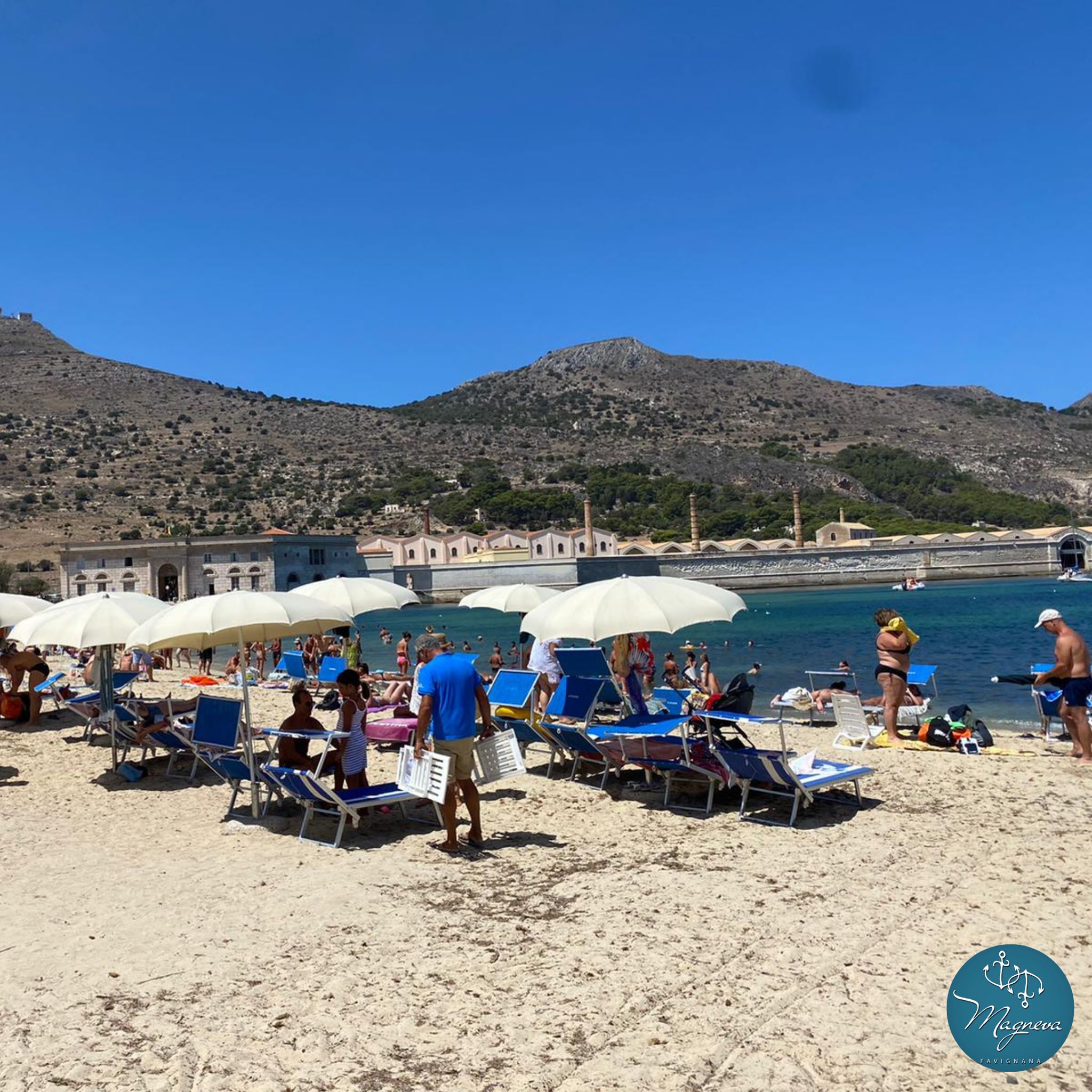 Magneva Beach Bar