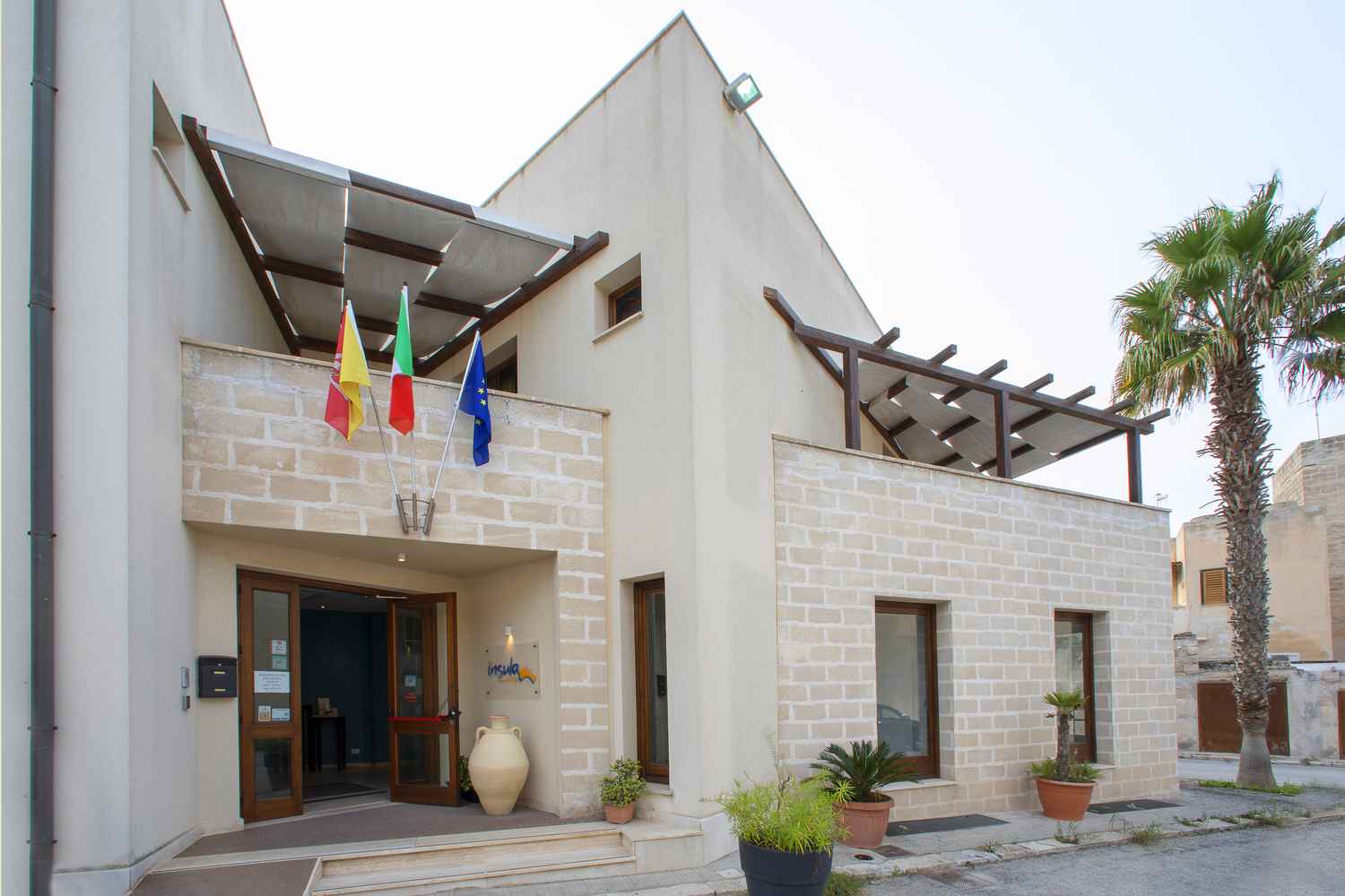 Insula Hotel